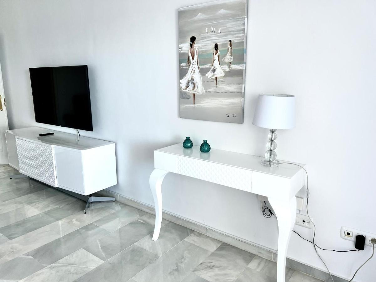 Mi Capricho 170 Beachfront Apartment Sitio de Calahonda Extérieur photo
