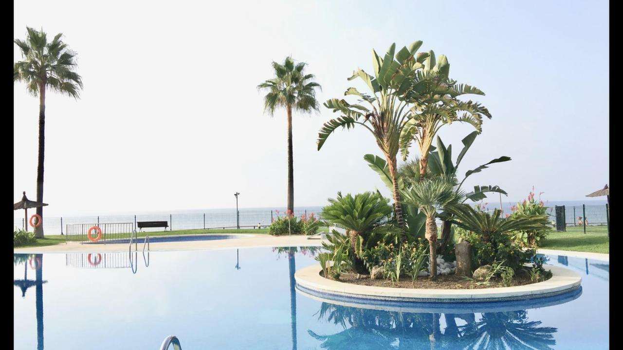 Mi Capricho 170 Beachfront Apartment Sitio de Calahonda Extérieur photo