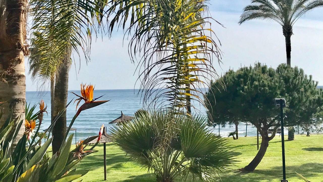 Mi Capricho 170 Beachfront Apartment Sitio de Calahonda Extérieur photo